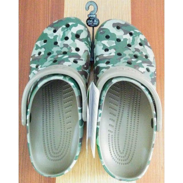 crocs(クロックス)のクロックス＊カモ柄＊25cm＊crocs＊サンダル メンズの靴/シューズ(サンダル)の商品写真