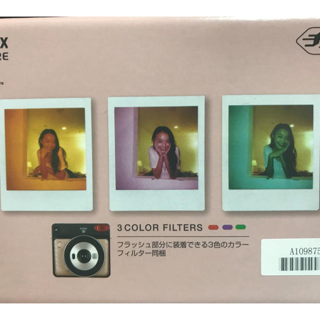 富士フイルム(フジフイルム)のFUJIFUILM instax square SQ6 - BLUSH GOLD スマホ/家電/カメラのカメラ(フィルムカメラ)の商品写真