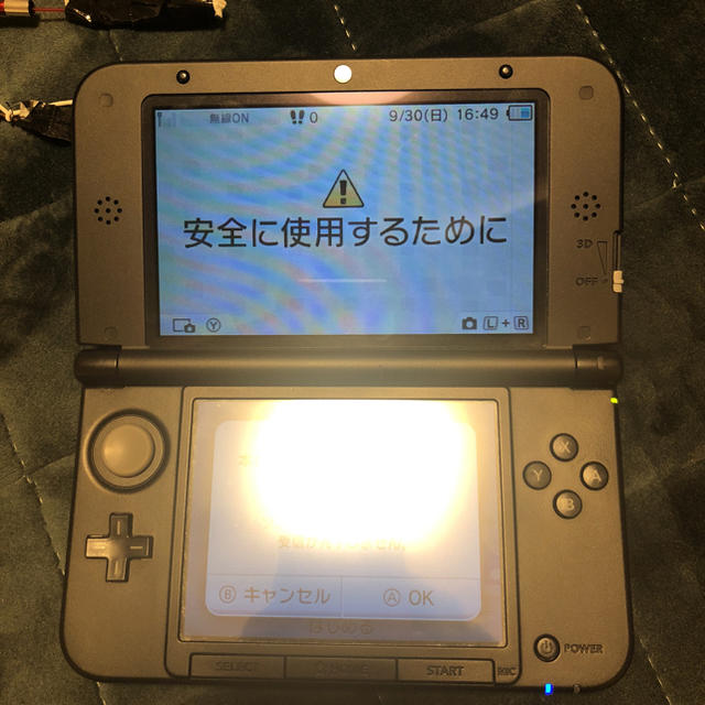 ニンテンドー3DS(ニンテンドー3DS)の任天堂 3DSLL  ソフトおまけ付き エンタメ/ホビーのゲームソフト/ゲーム機本体(携帯用ゲーム機本体)の商品写真