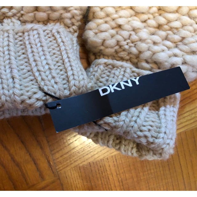 DKNY(ダナキャランニューヨーク)のDKNY 手袋  レディースのファッション小物(手袋)の商品写真