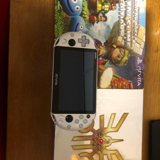 PlayStation vita メタルスライムエディション