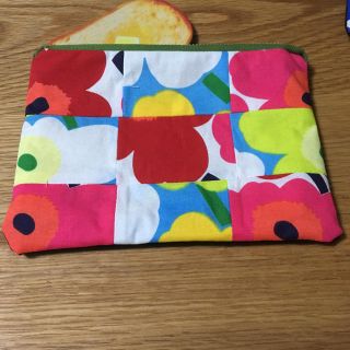 マリメッコ(marimekko)のハンドメイド☆マリメッコパッチワークポーチ15(ポーチ)