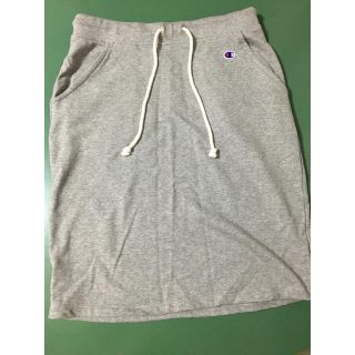 チャンピオン(Champion)のチャンピオンのスウェットスカートです。新品。限界まで下げました(ひざ丈スカート)