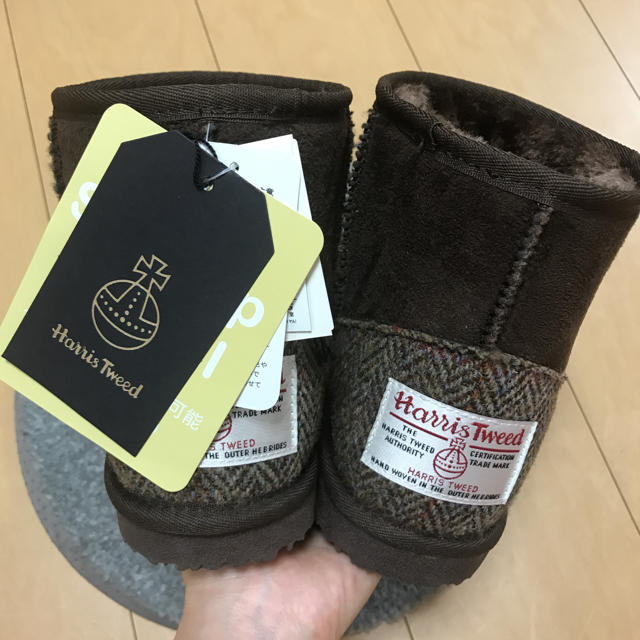 Harris Tweed(ハリスツイード)のみんち様専用タグ付新品☆ハリスツイードショートブーツ レディースの靴/シューズ(ブーツ)の商品写真