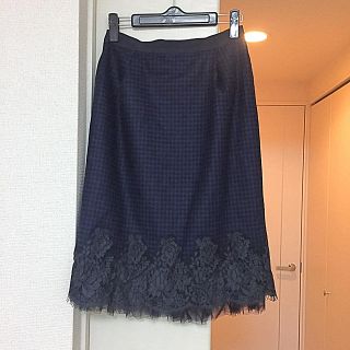 ランバンオンブルー(LANVIN en Bleu)のLANVIN en Bleu ネイビー チェックレーススカート 36(ひざ丈スカート)