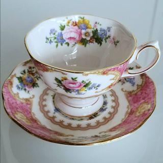 ロイヤルアルバート(ROYAL ALBERT)のロイヤルアルバート　レディカーライル　カップ&ソーサー(グラス/カップ)