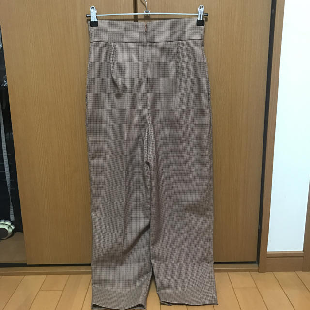 クロップドパンツ レディースのパンツ(クロップドパンツ)の商品写真