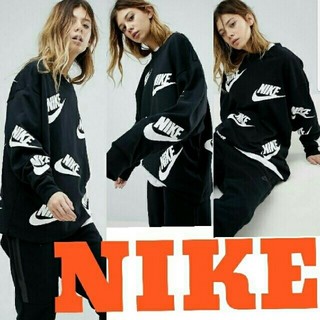 ナイキ(NIKE)の日本未発売　ヨーロッパ　Nike ナイキ　ビッグシルエット トレーナー ブラック(トレーナー/スウェット)