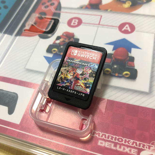 Nintendo Switch(ニンテンドースイッチ)のマリオカート8 デラックス エンタメ/ホビーのゲームソフト/ゲーム機本体(家庭用ゲームソフト)の商品写真