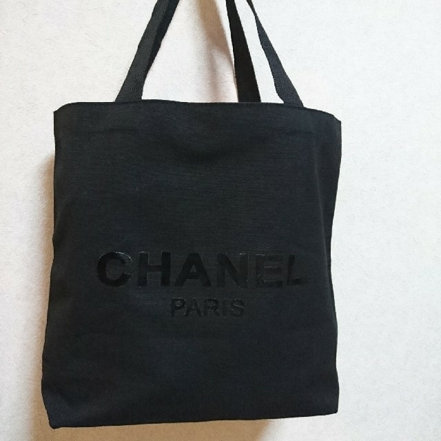 CHANEL(シャネル)のCHANEL シャネル ノベルティ 布製エコバッグ 黒色 ◎新品未使用◎ レディースのバッグ(エコバッグ)の商品写真