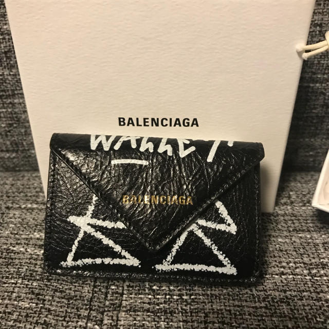 Balenciaga - 新品未使用！バレンシアガ 新品 高島屋正規購入 グラフィック財布！