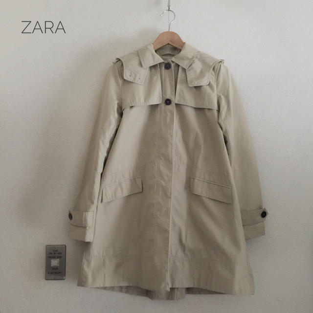 ZARA(ザラ)のZARA BASIC トレンチコート サイズS レディースのジャケット/アウター(トレンチコート)の商品写真