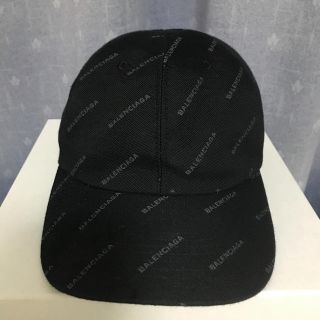 バレンシアガ(Balenciaga)の2回着 バレンシアガ キャップ CAP 黒 ブラック ロゴ 小嶋陽菜(キャップ)