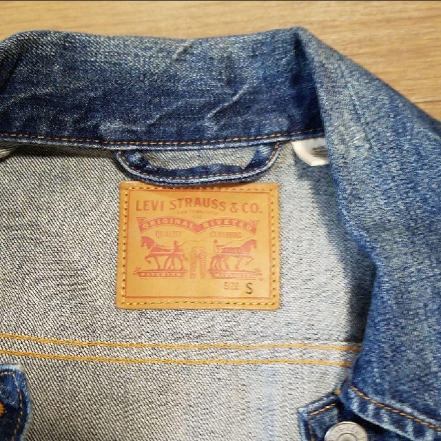 限定値引き　Levi's　デニムジャケット