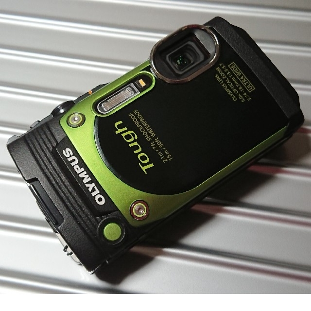 OLYMPUS(オリンパス)の防水デジタルカメラ  オリンパス STYLUS  TG-870 スマホ/家電/カメラのカメラ(コンパクトデジタルカメラ)の商品写真