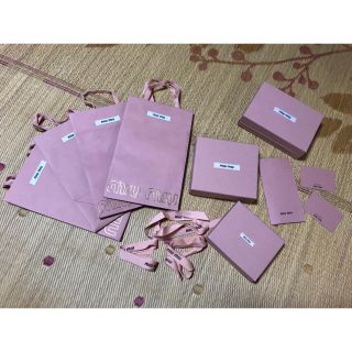 ミュウミュウ(miumiu)のaya様専用！miumiu♡空箱、リボン、ショッパー、カードセット(ショップ袋)