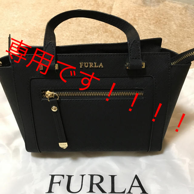 FURLA ショルダー付きハンドバッグレディース