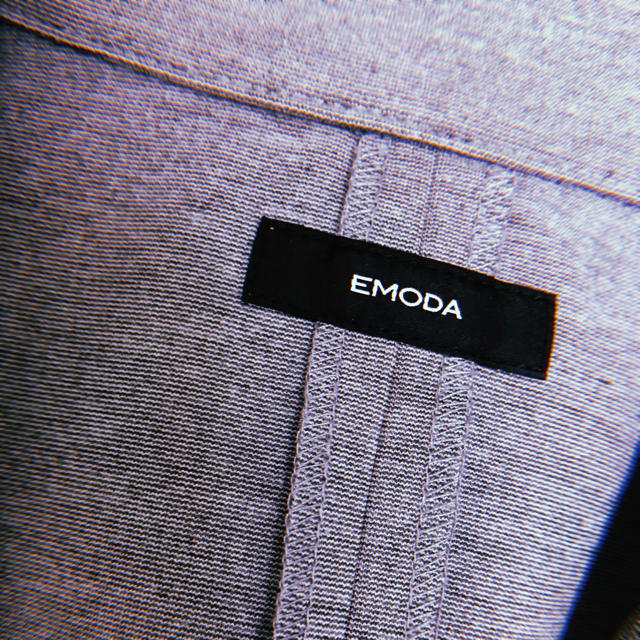 EMODA(エモダ)のコート チェスター ロング テーラード グレー EMODA レディースのジャケット/アウター(チェスターコート)の商品写真