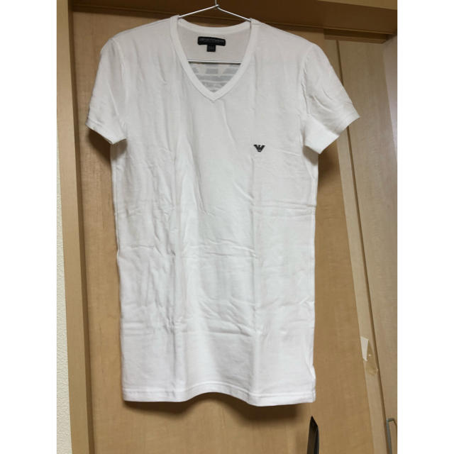 Emporio Armani(エンポリオアルマーニ)の専用 EMPORIO ARMANI Tシャツ Vネック 2枚 メンズのトップス(Tシャツ/カットソー(半袖/袖なし))の商品写真