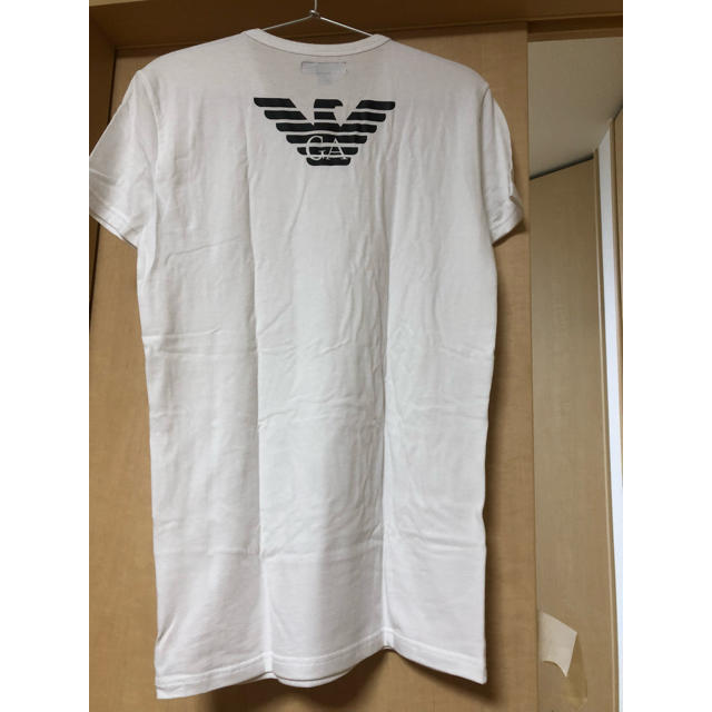 Emporio Armani(エンポリオアルマーニ)の専用 EMPORIO ARMANI Tシャツ Vネック 2枚 メンズのトップス(Tシャツ/カットソー(半袖/袖なし))の商品写真