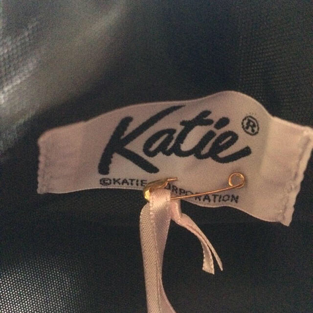 Katie(ケイティー)のkatie がま口クラッチバッグ レディースのバッグ(クラッチバッグ)の商品写真