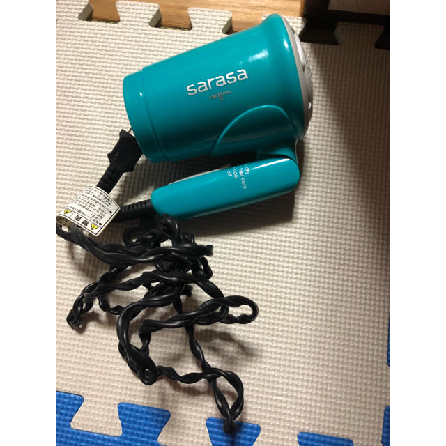 araisara(アライサラ)のドライヤー スマホ/家電/カメラの美容/健康(ドライヤー)の商品写真