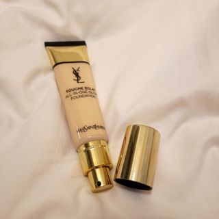 イヴサンローランボーテ(Yves Saint Laurent Beaute)のサンローラン　ラディアント タッチ オールインワン グロウ ファンデーション(ファンデーション)