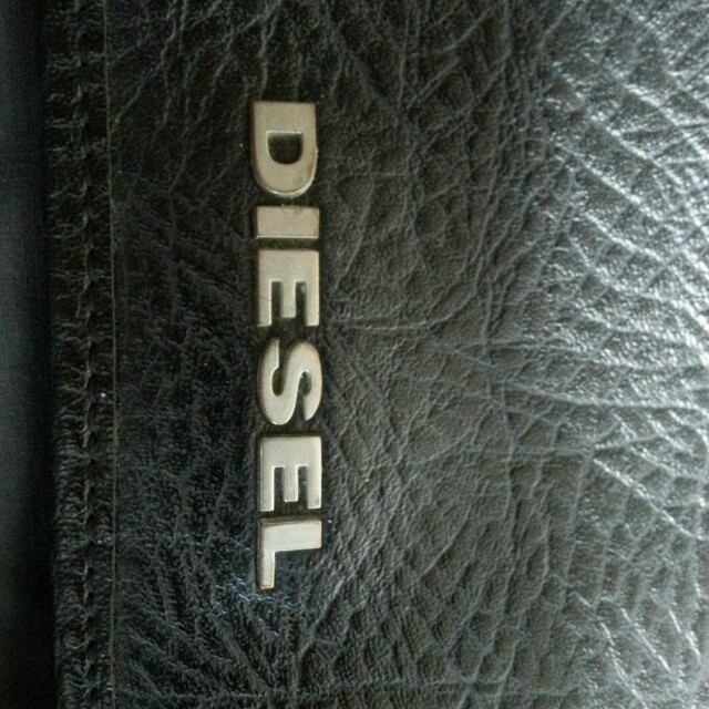 DIESEL(ディーゼル)のディーゼル ショルダーバッグ レディースのバッグ(ショルダーバッグ)の商品写真