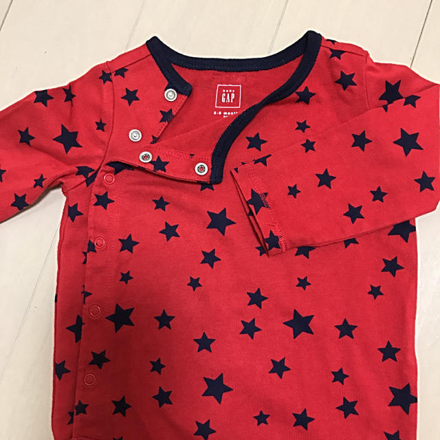 GAP(ギャップ)のGAP ロンパース  3枚セット 長袖肌着 3-6months キッズ/ベビー/マタニティのベビー服(~85cm)(ロンパース)の商品写真