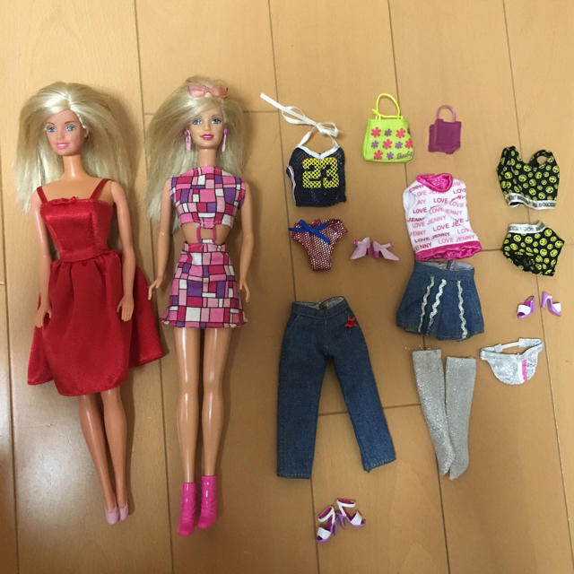 Barbie(バービー)の大幅お値下！！バービー人形  キッズ/ベビー/マタニティのおもちゃ(ぬいぐるみ/人形)の商品写真