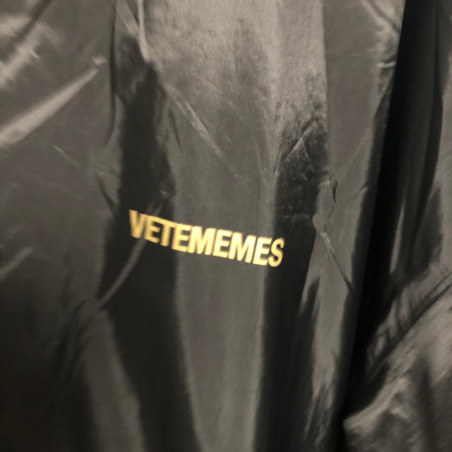 VETEMEMES レインコート メンズのファッション小物(レインコート)の商品写真