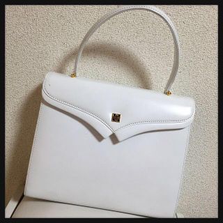 ジバンシィ(GIVENCHY)のお洒落 GIVENCHY ハンドバッグ♡(ハンドバッグ)