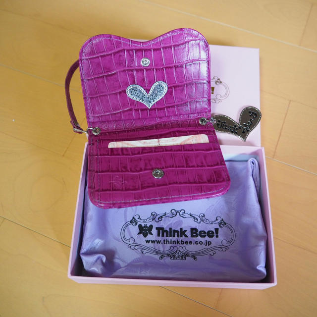 Think Bee!(シンクビー)の定期入れ(Think Bee) レディースのファッション小物(名刺入れ/定期入れ)の商品写真