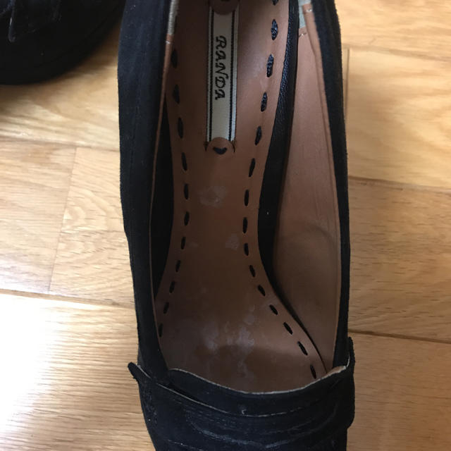 RANDA(ランダ)の黒パンプス レディースの靴/シューズ(ハイヒール/パンプス)の商品写真