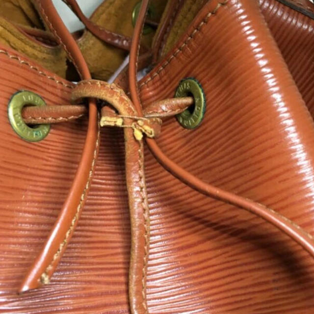 Louis Vuitton ノエ エピ ライトブラウン - ショルダーバッグ