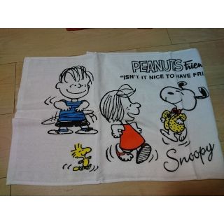 スヌーピー(SNOOPY)の104*新品*非売品*SNOOPY*フェイスタオル*ダンス柄(タオル)