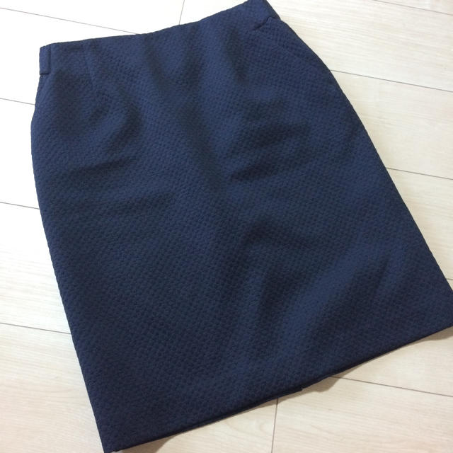 Techichi(テチチ)の【週末削除】ネイビー テチチ タイトスカート レディースのスカート(ひざ丈スカート)の商品写真