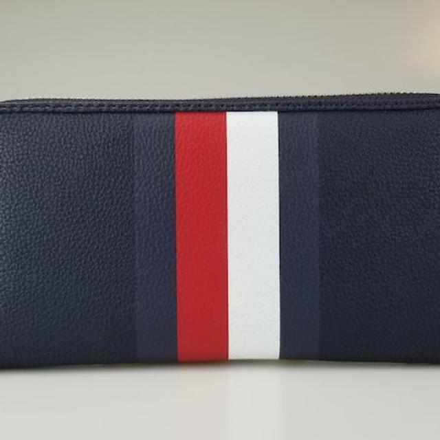 TOMMY HILFIGER(トミーヒルフィガー)のTOMMY HILFIGER（トミーヒルフィガー）レデイース 財布 ネイビー レディースのファッション小物(財布)の商品写真