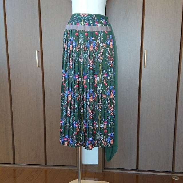 Ameri VINTAGE(アメリヴィンテージ)のAmeri プリーツスカート レディースのスカート(ロングスカート)の商品写真