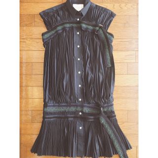 サカイ(sacai)の新品未使用 SACAI プリーツワンピース(ひざ丈ワンピース)