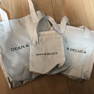 ディーンアンドデルーカ(DEAN & DELUCA)のDEAN&DELUCA 保冷バッグ 白 3個セット(弁当用品)