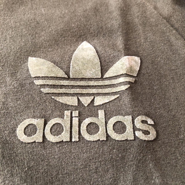 adidas(アディダス)のadidas originals カーキーロングTシャツ メンズのトップス(Tシャツ/カットソー(半袖/袖なし))の商品写真