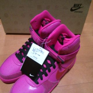 ナイキ(NIKE)の◆NIKE◆ウィメンズエアーフェザーHIGH◆(スニーカー)