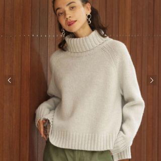 ビューティアンドユースユナイテッドアローズ(BEAUTY&YOUTH UNITED ARROWS)の新品タグ付き BY∴ ウールスリットタートルネックニット(ニット/セーター)