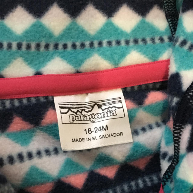 patagonia(パタゴニア)のPatagonia パタゴニア フリース ロンパース キッズ/ベビー/マタニティのキッズ服男の子用(90cm~)(ジャケット/上着)の商品写真