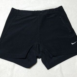 ナイキ(NIKE)のNIKE★ナイキレディスショートパンツ★Lサイズ★ブラック(ウェア)