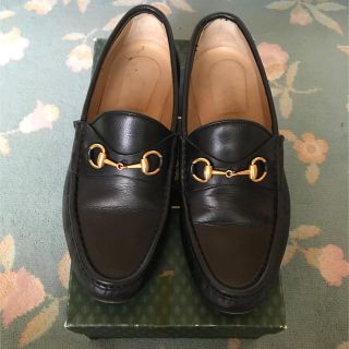 グッチ(Gucci)のGUCCI 定番ローファー(ローファー/革靴)