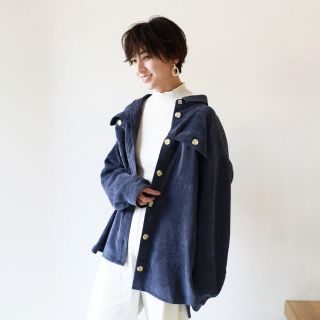 トゥデイフル(TODAYFUL)のBoyfriend Corduroy Shirts ラスト1(シャツ)