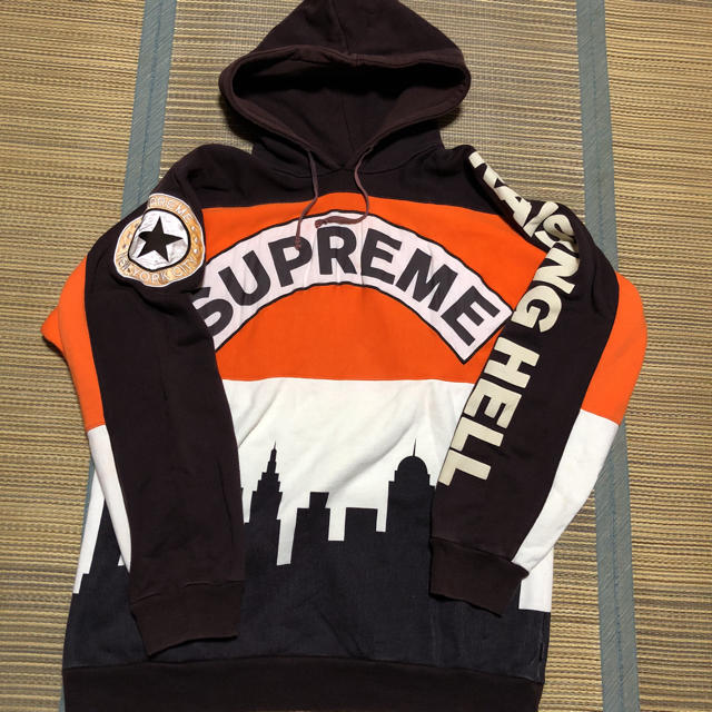 supreme raising hell パーカー  l box logoトップス