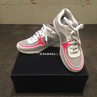 シャネル(CHANEL)のCHANEL SNEAKERS pink メンズ スニーカー 42 シャネル(スニーカー)